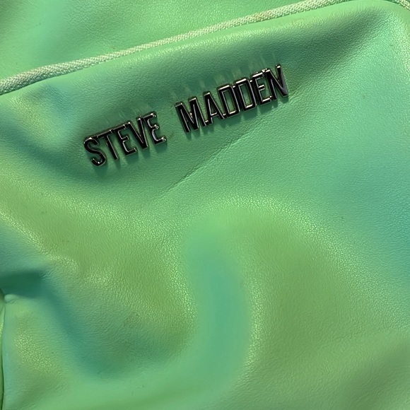 💚 STEVE MADDEN SEAFOAM GREEN MINI PURSE TAN STRAP 💚 - Picture 4 of 12